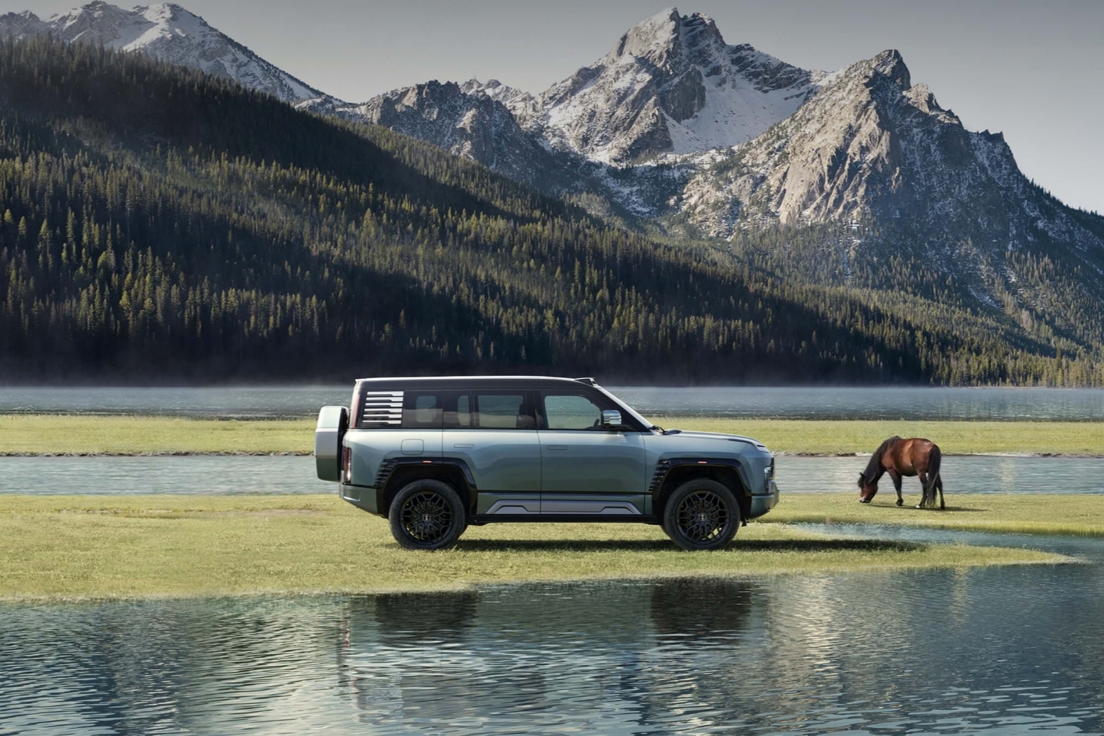 New 2024 Yangwang U8